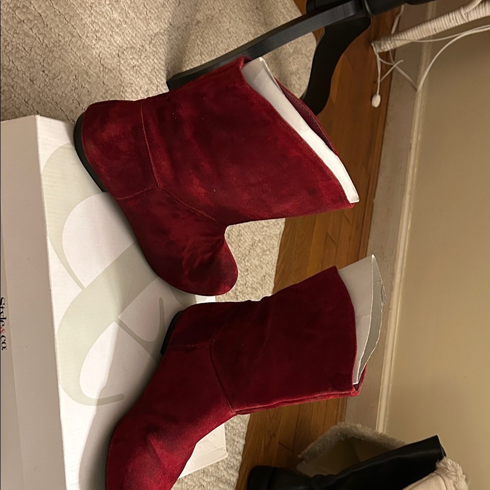 Sporty Red Suede Women's short Boots